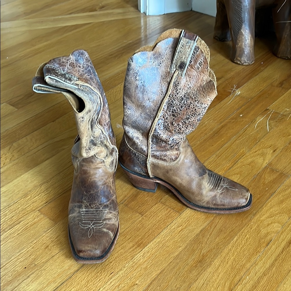 Justin Boots Brown Heeled Boots